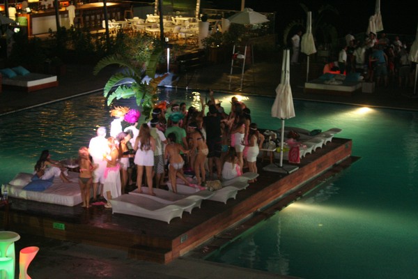 Veer on Saturday Night